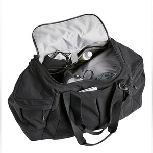 Athleta Kinetic Gym Duffle, brand new, black